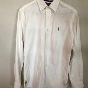 Men’s white polo shirt.